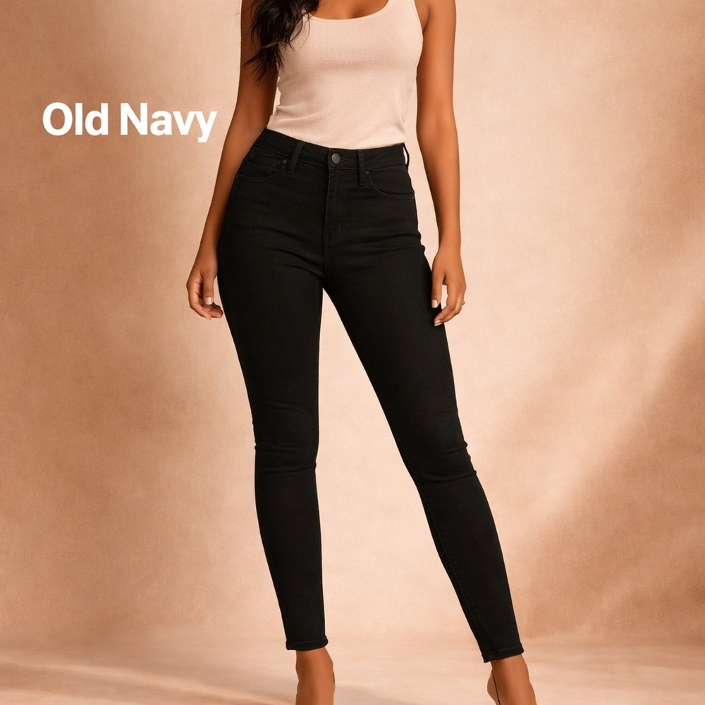 Old Navy Rockstar Super Skinny High Rise Black Jeans (Size 12)